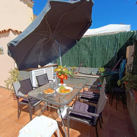 1 Bedroom Sonemar 216 מספאלומס